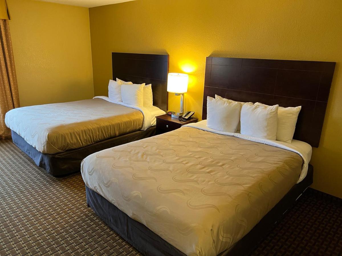 Quality Inn Де-Мойн Экстерьер фото