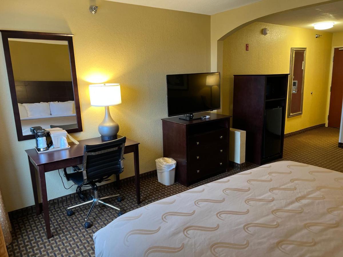 Quality Inn Де-Мойн Экстерьер фото